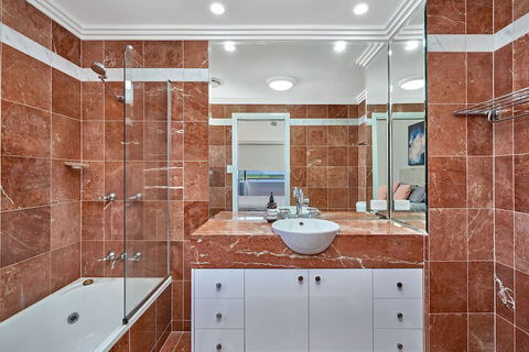 Belle Escapes Luxury Penthouse With Ocean Views - Getaway Accommodation 2