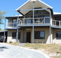 Jay's Beach House - Getaway Accommodation