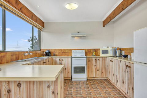Silver Sands - Getaway Accommodation 7