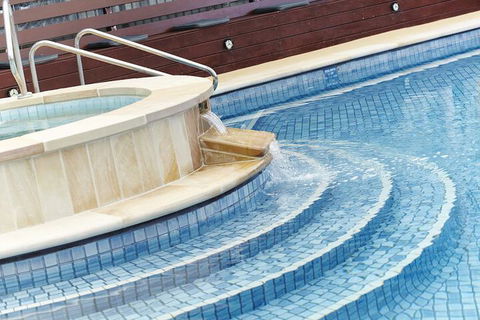 Whitecliffs Beach Resort - Getaway Accommodation 2
