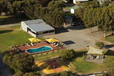 Elliston Caravan Park - Getaway Accommodation 0