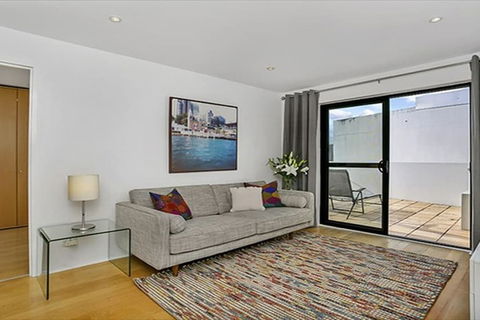 The Apartment Service SANT4 - Getaway Accommodation 3