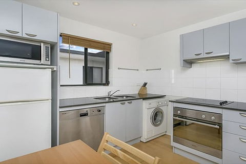 The Apartment Service SANT4 - Getaway Accommodation 7