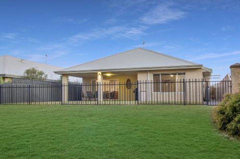 Fairway Isle - Getaway Accommodation 3