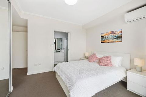 Cosy 3BR Penthouse Close To Westfield Hornsby & Train Station - Getaway Accommodation 5
