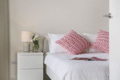 Cosy 3BR Penthouse Close To Westfield Hornsby & Train Station - Getaway Accommodation 4