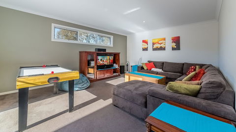 House On 37 Barramundi Near Smiths - Getaway Accommodation 5