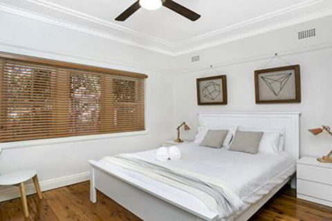 Spacious Two Bedroom Apartment In Crows Nest HUNT1 - Getaway Accommodation 3