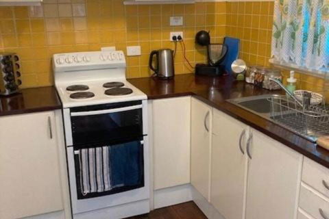 Miramar Cottage - Getaway Accommodation 5