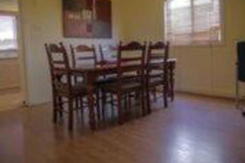 Heathers Mica Cottage - Getaway Accommodation 3