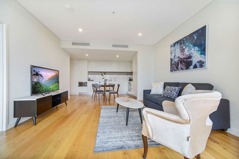 Modern Apartment Next To Largest Shopping Centre - Getaway Accommodation 3