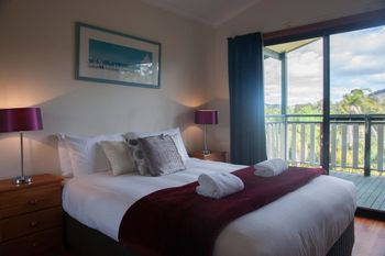 41 Korora Palms 2 Bedroom Bure - Getaway Accommodation 0