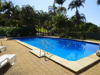 41 Korora Palms 2 Bedroom Bure - Getaway Accommodation 6