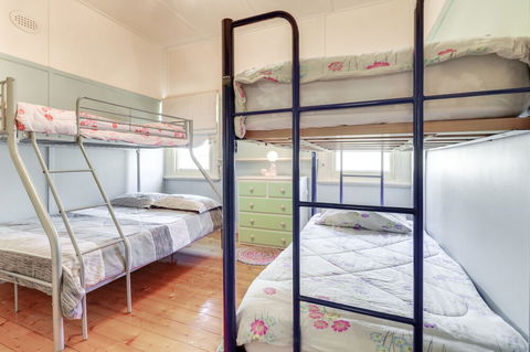 Beacon Cottage - Getaway Accommodation 3