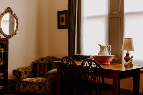 Hamilton House - Getaway Accommodation 1