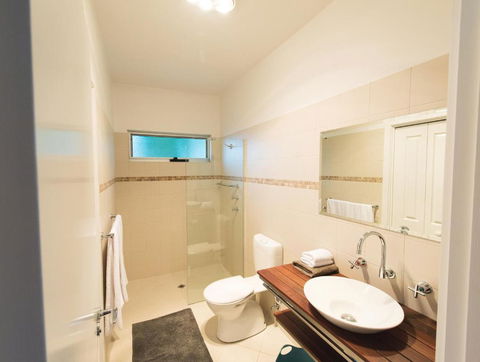 Studio 22 - Getaway Accommodation 6