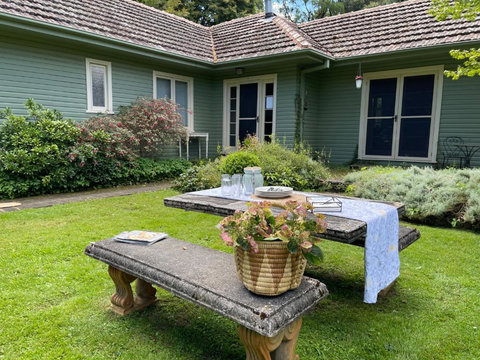 GOWAN ROSS COTTAGE - Getaway Accommodation 2