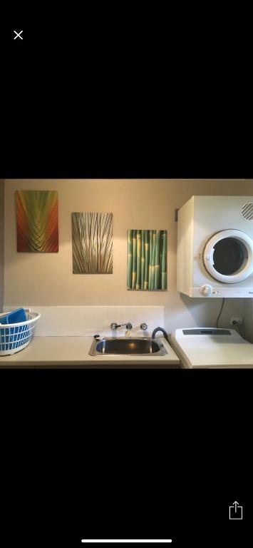 Relaxarna - Getaway Accommodation 1