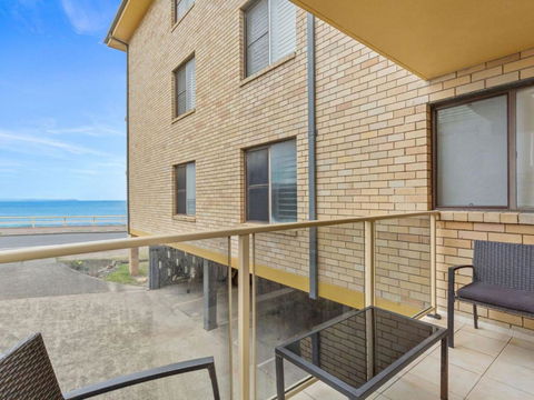 Hibiscus Court 2 Forster Main Beach! - Getaway Accommodation 2