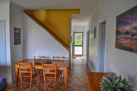 Coffin Bay Retreat - Getaway Accommodation 5