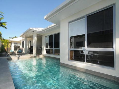 BEACH RETREAT At PALM COVE - Getaway Accommodation 6