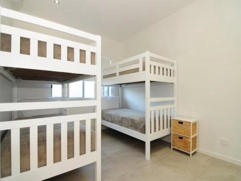 BEACH RETREAT At PALM COVE - Getaway Accommodation 5