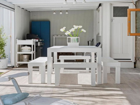SANTORINI BEACH HOUSE SAFETY BEACH - Getaway Accommodation 1