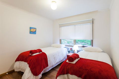 Healesville Selfie Self Contained House - Getaway Accommodation 2