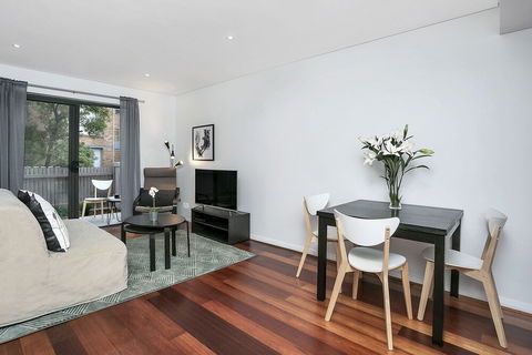 Contemporary Garden Apartment SINC1 - Getaway Accommodation 6