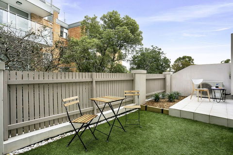 Contemporary Garden Apartment SINC1 - Getaway Accommodation 4