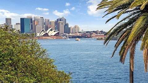 Modern Apartment With Sydneys Finest Views CP308 - Getaway Accommodation 5