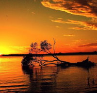 WaterviewsPool Wifi its all here  Welsby Pde Bongaree - Getaway Accommodation