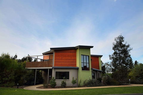 Wyndham Vacation Resorts Seven Mile Beach - Getaway Accommodation 3