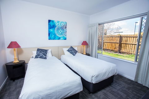 Wilsonton Hotel - Getaway Accommodation 6