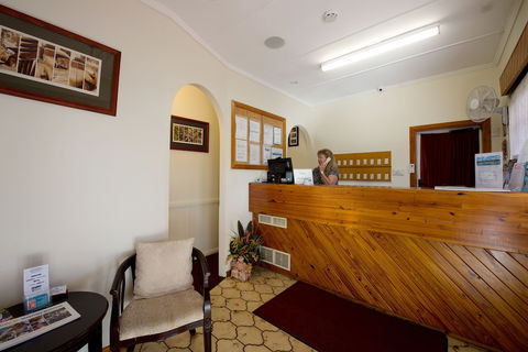 Mineral Sands Motel - Getaway Accommodation 3