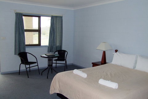 Oaks Ranch And Country Club - Getaway Accommodation 2