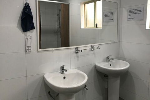 Hay Street Travellers Inn Hostel - Getaway Accommodation 7