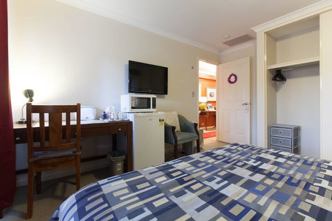 Arcadian Bed & Breakfast - Getaway Accommodation 5