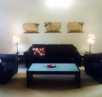 Australian Home Away at East Doncaster George - Getaway Accommodation