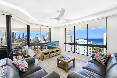 Victoria Square Private Apartments - Getaway Accommodation 3
