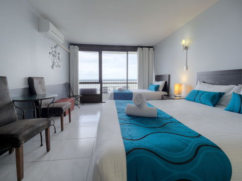 Bayview Tower - Getaway Accommodation 6
