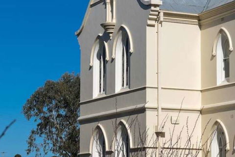 Saint Patricks Luxury Boutique Hotel - Getaway Accommodation 3