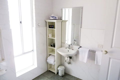 Homewood Cottages - Getaway Accommodation 5