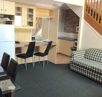 Country Gardens Motor Inn Toowoomba - Getaway Accommodation