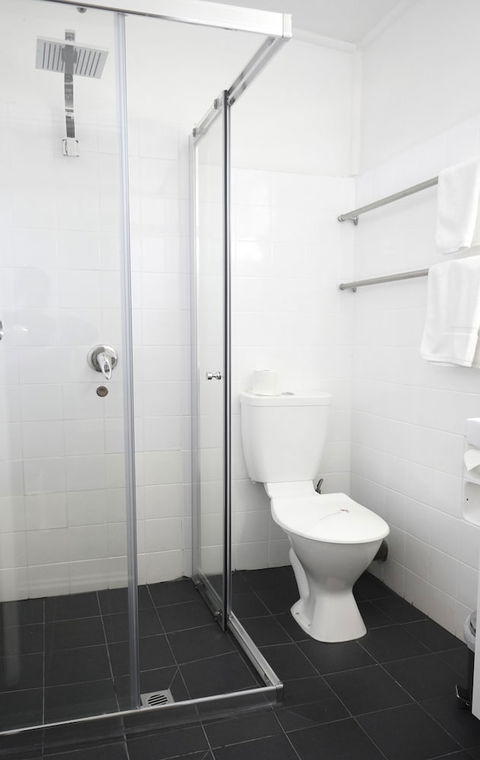 Highway Motor Inn - Getaway Accommodation 3