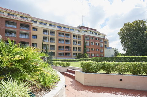 Waldorf Randwick Serviced Apartments - Getaway Accommodation 1