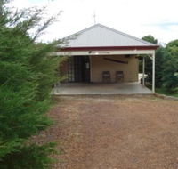 Gumtrees Cottage - Getaway Accommodation