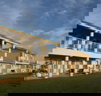 Lakeview Motel  Apartments - Getaway Accommodation