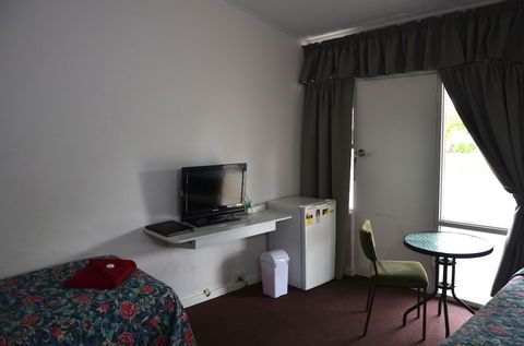 Travelway Motel - Getaway Accommodation 5