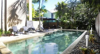 Nautilus Holiday Apartments - Getaway Accommodation 1